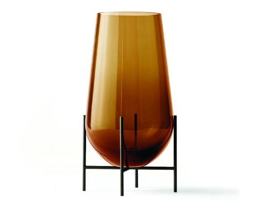 Echasse Vase_0011_4796929_hasse Vase_Medium_Amber Glass_Bronze Brass