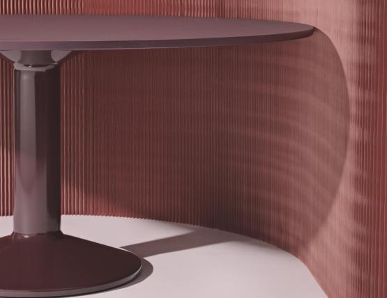 Midst Dark Red Insitu Dark Red