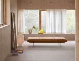 Outline Daybed 25
