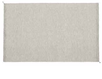 Ply Rug Off White 100% Recycled Polyester by Margrethe Odgaard for Muuto image