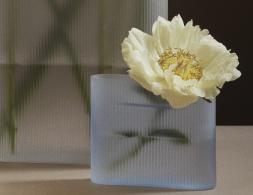 Ridge Vase Range Small 9