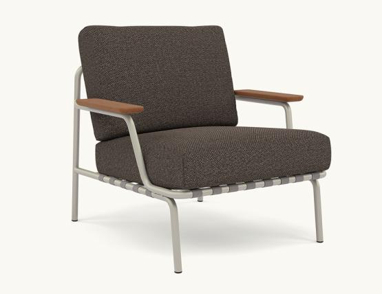 Settle Lounge Chair 19