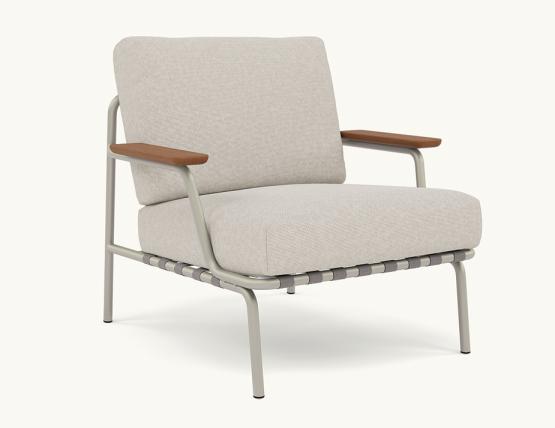 Settle Lounge Chair 35