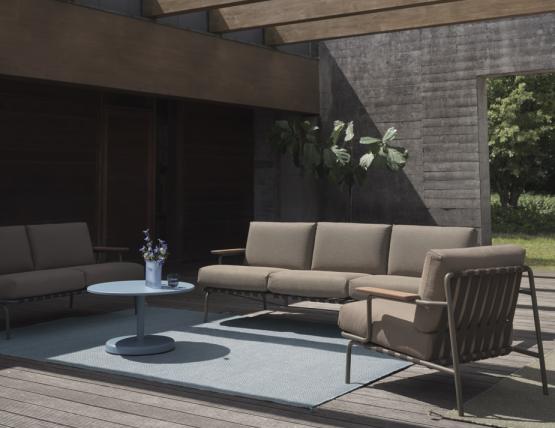 Settle Three Seat 15